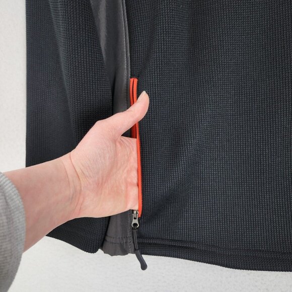 Cleveland Browns Sweater Mens Medium Black Half Zip NFL Team Apparel Football - Picture 4 of 13